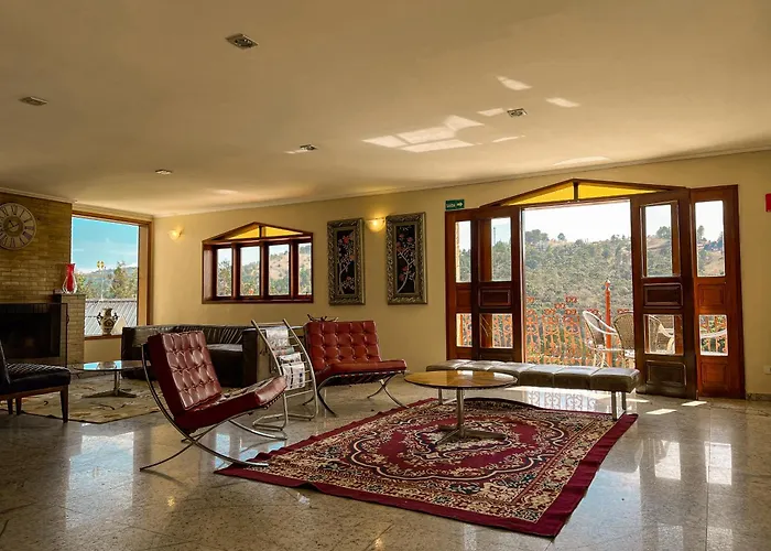 Nacional Inn Campos do JordãoHotel Em